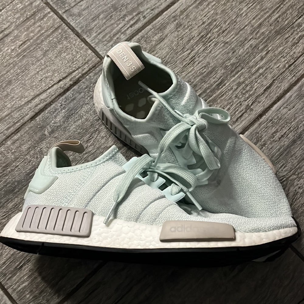 NMD - Picture 2 of 4